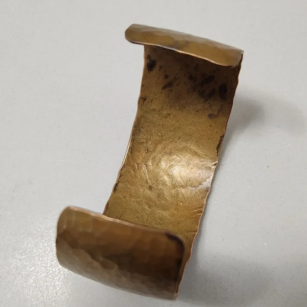 1970s Mexico Cobre Hammered Copper Cuff Bracelet 1